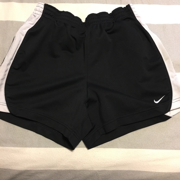 Women’s Nike Shorts Bundle - Picture 4 of 5